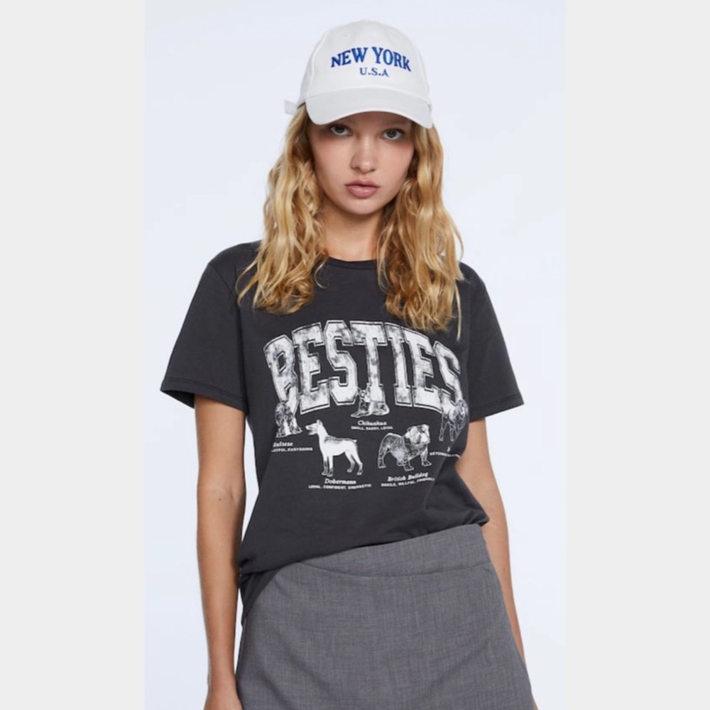 Stradivarius Women's ‘Besties’ Puppies Tee Small